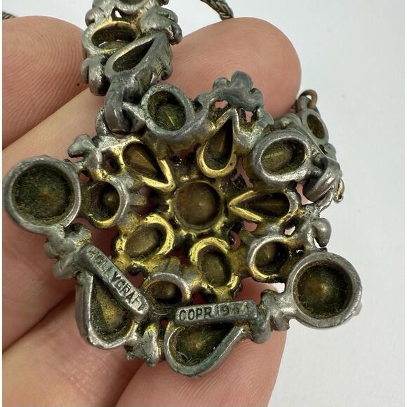 Vintage Hollycraft 1954 Pink Rhinestone Bib Necklace Floral Design Signed - Picture 5 of 6